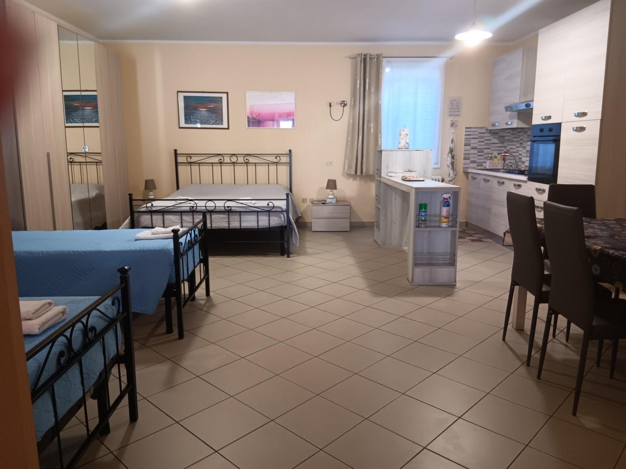 Casa Vacanze Iris, Appartamento Turistico Ravenna Luaran gambar